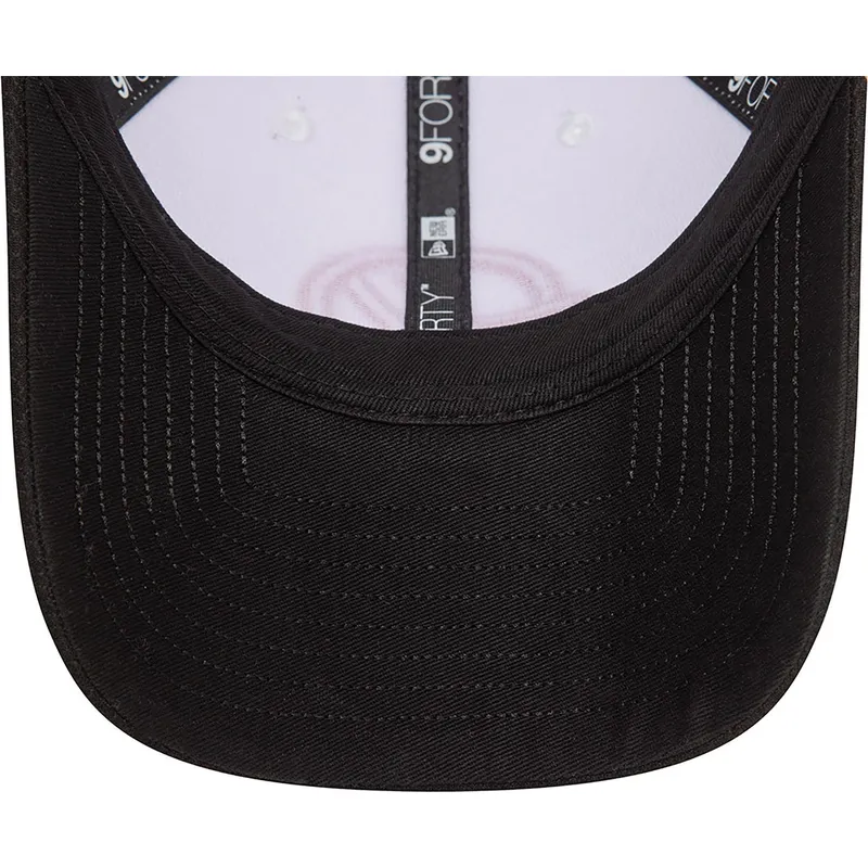 bialo-czarna-zakrzywiona-czapka-snapback-nico-hulkenberg-9forty-haas-f1-team-formula-1-new-era