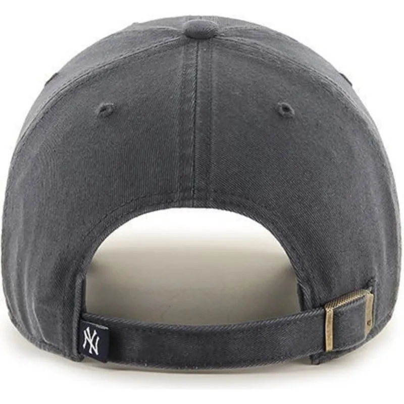 ciemnoszara-zakrzywiona-czapka-new-york-yankees-mlb-clean-up-od-47-brand