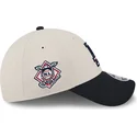 bezowo-granatowa-czapka-z-zakrzywionym-daszkiem-snapback-9forty-stretch-snap-4th-of-july-los-angeles-dodgers-mlb-od-new-era