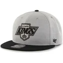 szara-i-czarna-czapka-z-daszkiem-typu-snapback-los-angeles-kings-nhl-marki-47-brand
