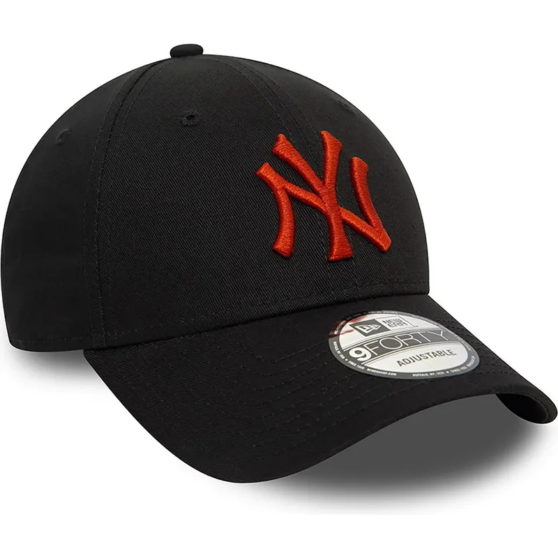 czarna-regulowana-czapka-z-zakrzywionym-daszkiem-z-czerwonym-logo-9forty-league-essential-new-york-yankees-mlb-new-era