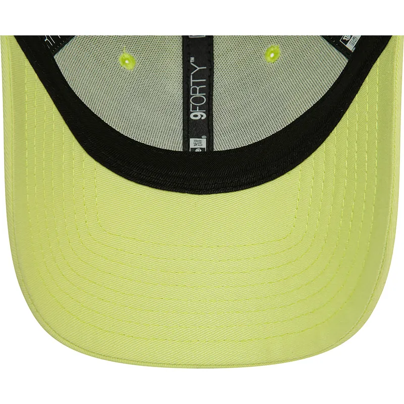 zielona-jasna-regulowana-czapka-z-daszkiem-z-zielonym-logo-9forty-league-essential-los-angeles-dodgers-mlb-new-era