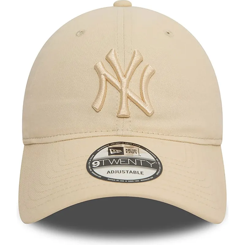 bezowa-regulowana-czapka-z-zakrzywionym-daszkiem-z-bezowym-logo-9twenty-league-essential-new-york-yankees-mlb-new-era