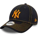 granatowa-zakrzywiona-czapka-regulowana-z-pomaranczowym-logo-dla-chlopca-9forty-stitch-new-york-yankees-mlb-new-era