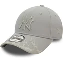 kepure-islenkta-pilka-reguliuojamas-9forty-flame-new-york-yankees-mlb-new-era