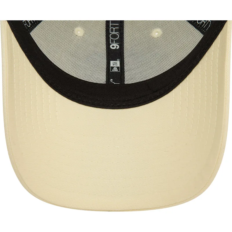 bezowa-zakrzywiona-czapka-regulowana-9forty-z-hogwartu-harry-potter-od-new-era