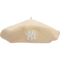 bezowy-beret-damski-wool-beret-new-york-yankees-mlb-od-new-era
