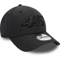 czarna-zakrzywiona-regulowana-czapka-z-czarnym-logo-9forty-geo-undervisor-print-valentino-rossi-vr46-motogp-od-new-era
