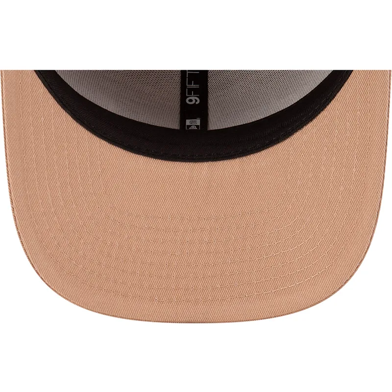 bezowa-zakrzywiona-czapka-snapback-9fifty-seasonal-flower-red-bull-racing-formula-1-new-era