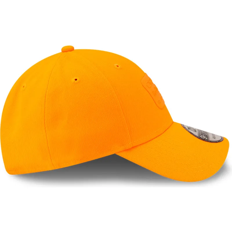 kepure-islenkta-oranzine-reguliuojamas-9forty-neon-red-bull-racing-formula-1-new-era