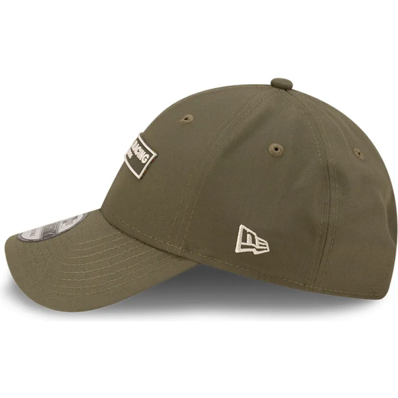 zielona-regulowana-czapka-z-zakrzywionym-daszkiem-9forty-repreve-wordmark-red-bull-racing-formula-1-new-era