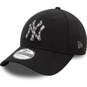 czarna-zakrzywiona-regulowana-czapka-9forty-seasonal-infill-new-york-yankees-mlb-od-new-era