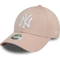 kepure-islenkta-rozine-reguliuojama-juostele-9forty-glitter-new-york-yankees-mlb-new-era