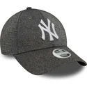 kepure-islenkta-juoda-reguliuojamas-9forty-glitter-new-york-yankees-mlb-new-era