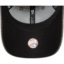 kepure-islenkta-juoda-reguliuojamas-9forty-glitter-new-york-yankees-mlb-new-era
