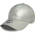 kepure-islenkta-pilka-reguliuojamas-plateada-plateado-9forty-midi-pu-new-york-yankees-mlb-new-era