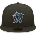 kepure-plokscia-juoda-priglundanti-59fifty-ac-perf-miami-marlins-mlb-new-era