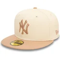 bezowo-brazowa-dopasowana-czapka-59fifty-z-boczna-naszywka-new-york-yankees-mlb-od-new-era