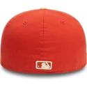 czapka-z-daszkiem-pomaranczowo-bezowa-dopasowana-59fifty-z-naszywka-boczna-oakland-athletics-mlb-od-new-era