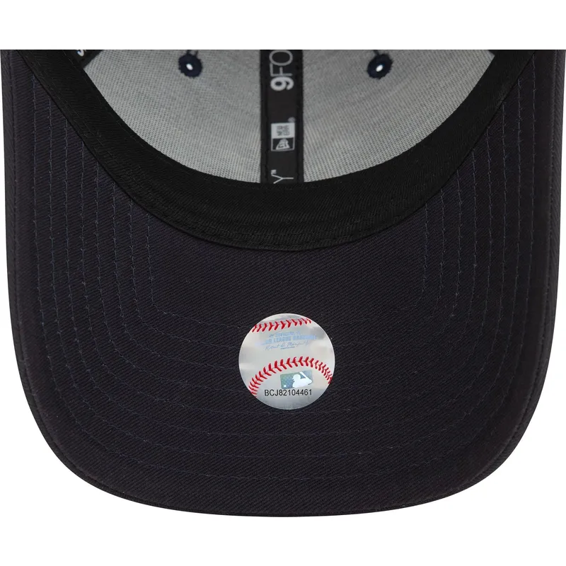 kepure-islenkta-tamsiai-melyna-reguliuojamas-9forty-side-patch-new-york-yankees-mlb-new-era