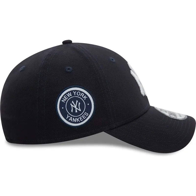 kepure-islenkta-tamsiai-melyna-reguliuojamas-9forty-side-patch-new-york-yankees-mlb-new-era