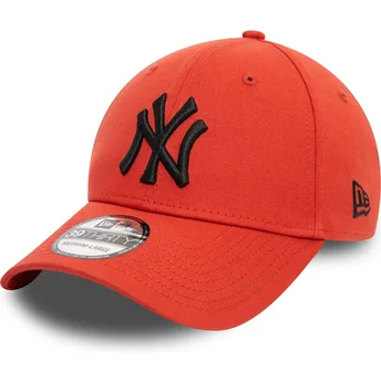 New Era Curved Brim Black Logo 39THIRTY League Essential New York Yankees MLB Orange Fitted Cap