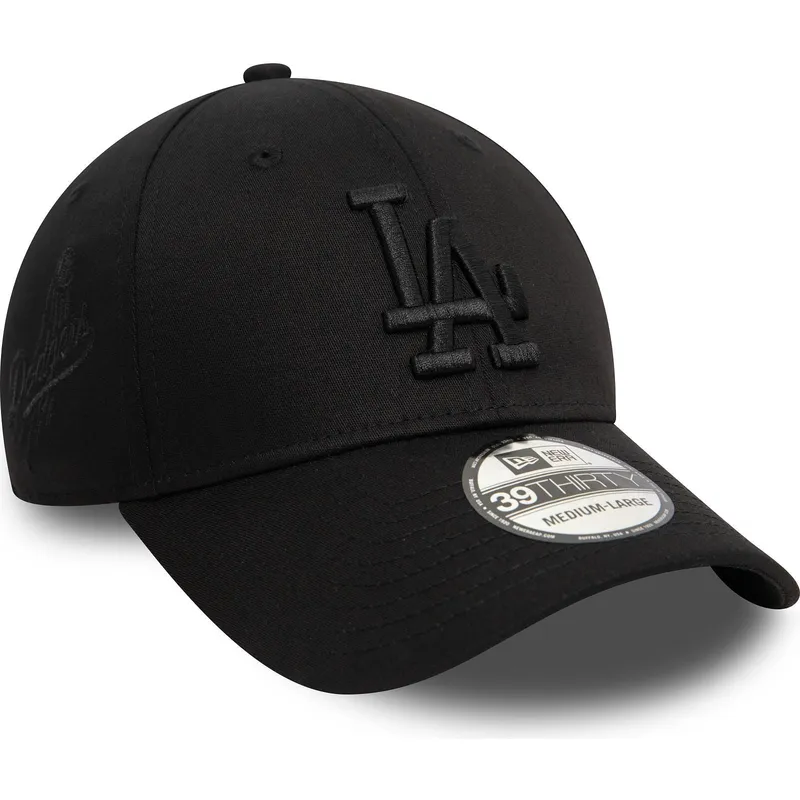 czarna-zakrzywiona-czapka-z-logo-los-angeles-dodgers-39thirty-monochrome-mlb-od-new-era