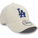 czapka-z-zakrzywionym-daszkiem-bezowa-dopasowana-z-niebieskim-logo-39thirty-faux-suede-los-angeles-dodgers-mlb-new-era