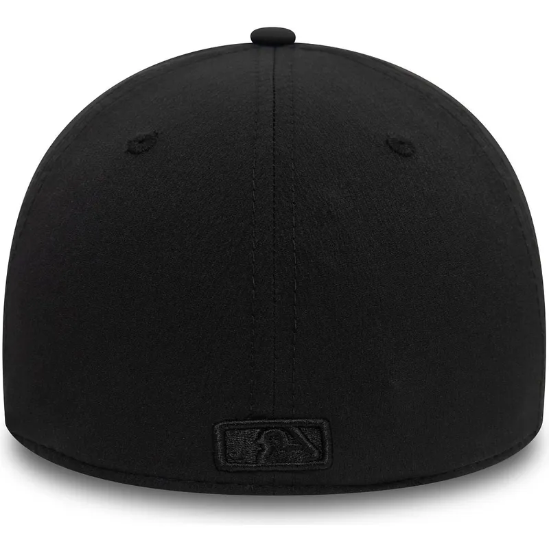 czarna-zakrzywiona-czapka-z-regulacja-z-czarnym-logo-39thirty-stretch-nylon-new-york-yankees-mlb-od-new-era