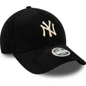 kepure-islenkta-juoda-reguliuojamas-9forty-cord-new-york-yankees-mlb-new-era