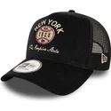 czarna-czapka-trucker-9forty-a-frame-cord-graphic-new-york-states-and-countries-od-new-era