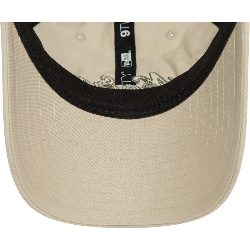 bezowa-czapka-z-zakrzywionym-daszkiem-regulowana-9twenty-heritage-script-od-new-era