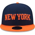 granatowo-pomaranczowa-plaska-czapka-snapback-9fifty-statement-new-york-knicks-nba-new-era