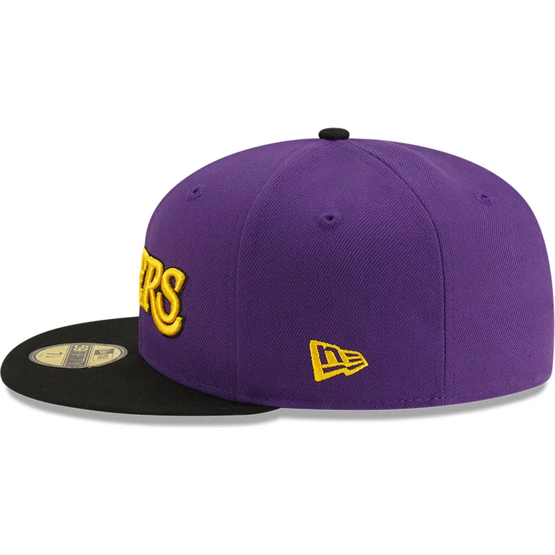 czapka-plaska-fioletowa-i-czarna-dopasowana-59fifty-statement-los-angeles-lakers-nba-new-era