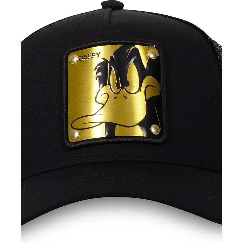 cap-islenkta-black-snapback-daffy-duck-looney-tunes-capslab