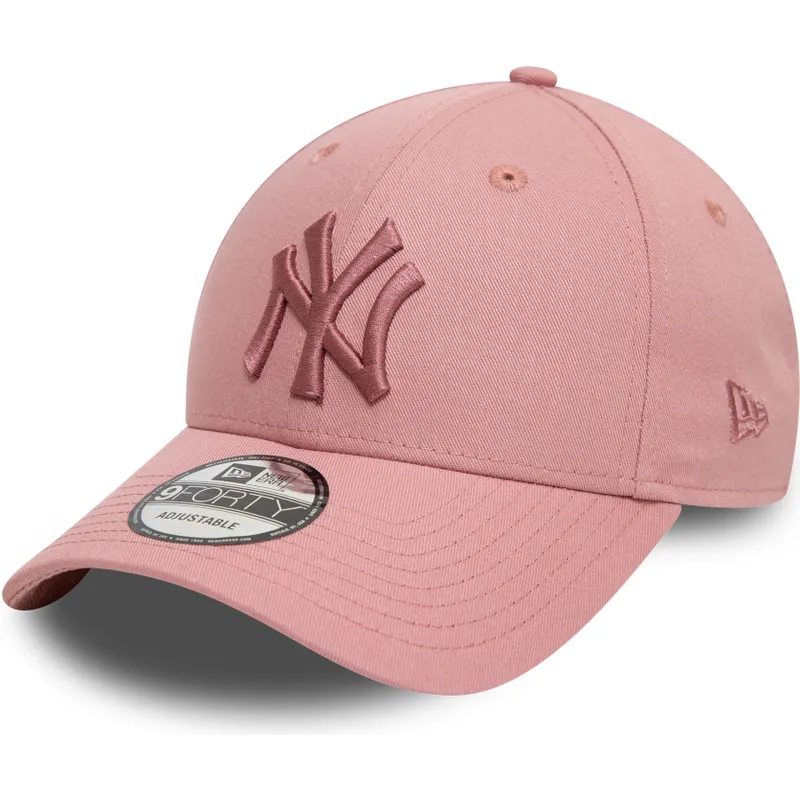 rozowa-regulowana-czapka-z-zakrzywionym-daszkiem-z-rozowym-logo-9forty-league-essential-new-york-yankees-mlb-new-era