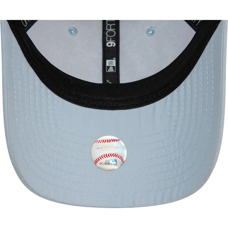 niebieska-jasna-regulowana-czapka-z-daszkiem-9forty-flawless-new-york-yankees-mlb-new-era