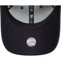 czapka-z-zakrzywionym-daszkiem-granatowa-regulowana-z-zlotym-logo-9forty-metallic-los-angeles-dodgers-mlb-od-new-era