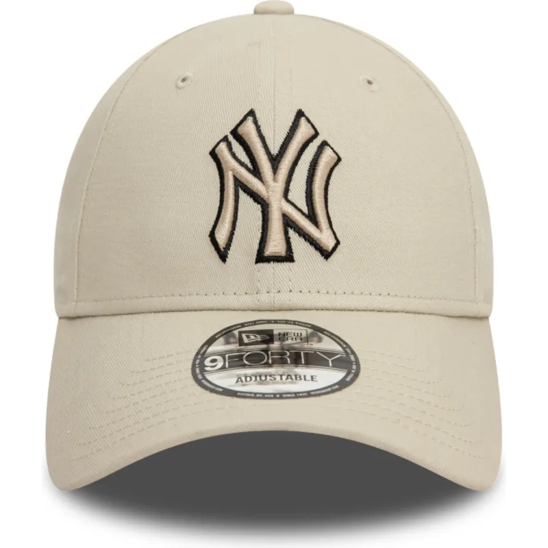 bezowa-regulowana-czapka-z-zakrzywionym-daszkiem-z-czarnym-logo-9forty-team-outline-new-york-yankees-mlb-new-era
