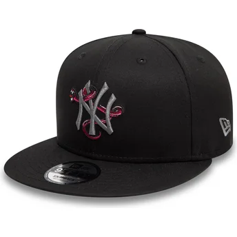 New Era Flat Brim Grey Logo 9FIFTY Icon Snake New York Yankees MLB Black Snapback Cap