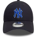 kepure-islenkta-tamsiai-melyna-reguliuojamas-9forty-side-patch-new-york-yankees-mlb-new-era