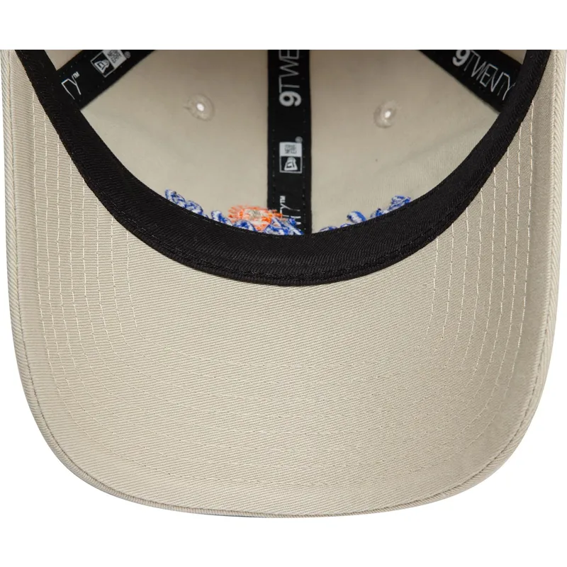 cap-islenkta-beige-adjustable-strap-9twenty-take-it-easy-new-era