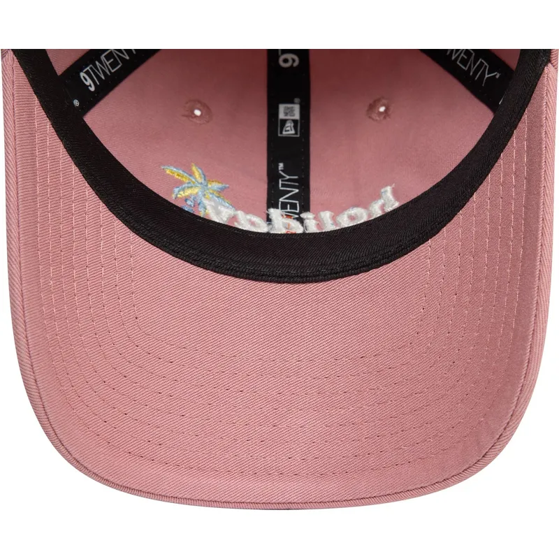 kepure-islenkta-rozine-reguliuojama-juostele-9twenty-holiday-mode-new-era