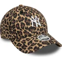 damska-czapka-z-daszkiem-w-panterke-regulowana-9forty-new-york-yankees-mlb-od-new-era