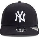 granatowa-zakrzywiona-czapka-snapback-9seventy-stretch-snap-new-york-yankees-mlb-new-era