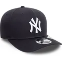 kepure-islenkta-tamsiai-melyna-snapback-9seventy-stretch-snap-new-york-yankees-mlb-new-era