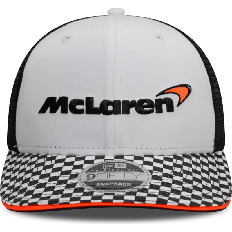kepure-plokscia-juoda-snapback-9fifty-checkered-visor-mclaren-racing-formula-1-new-era