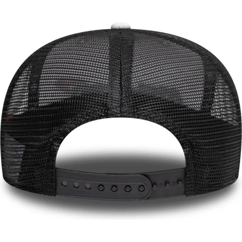 kepure-plokscia-juoda-snapback-9fifty-checkered-visor-mclaren-racing-formula-1-new-era