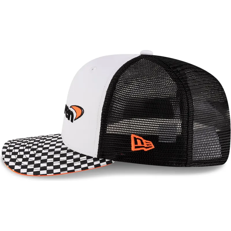 kepure-plokscia-juoda-snapback-9fifty-checkered-visor-mclaren-racing-formula-1-new-era