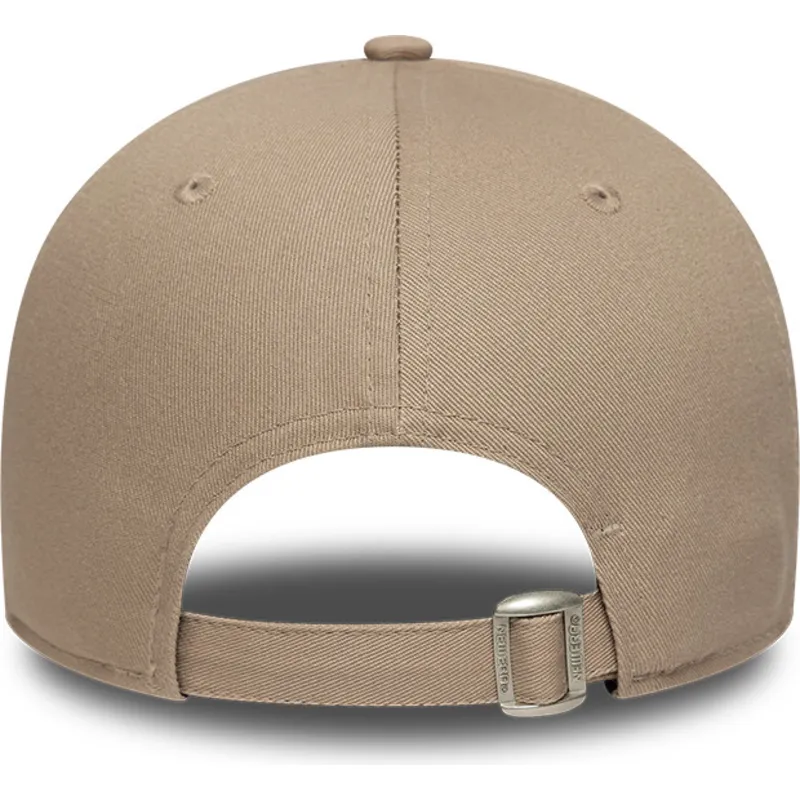 kepure-islenkta-ruda-reguliuojama-juostele-claro-9forty-league-essential-new-york-yankees-mlb-new-era